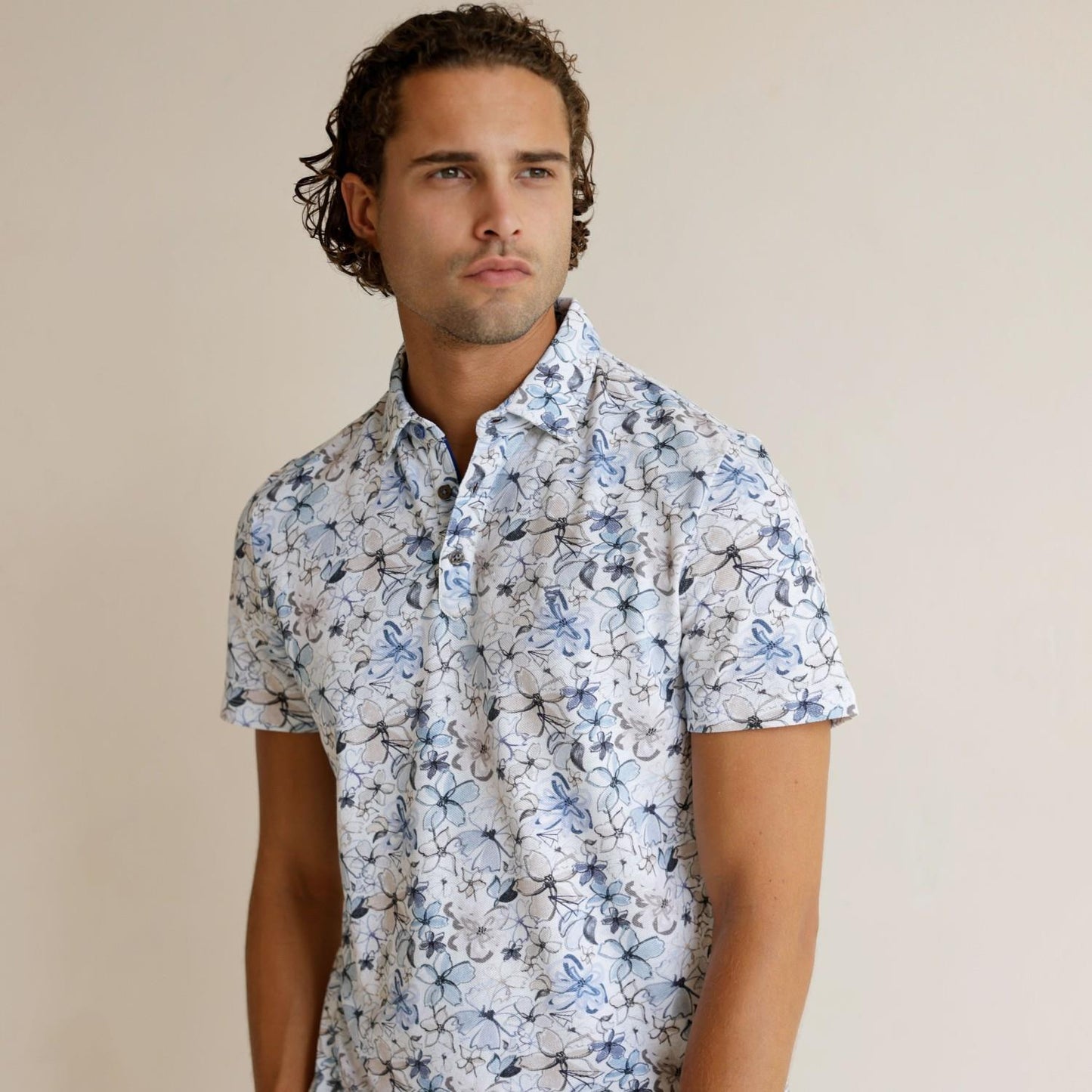 R2 Amsterdam White Floral Print Polo Shirt | Organic Cotton/Linen Pique Cotton Modern Fit