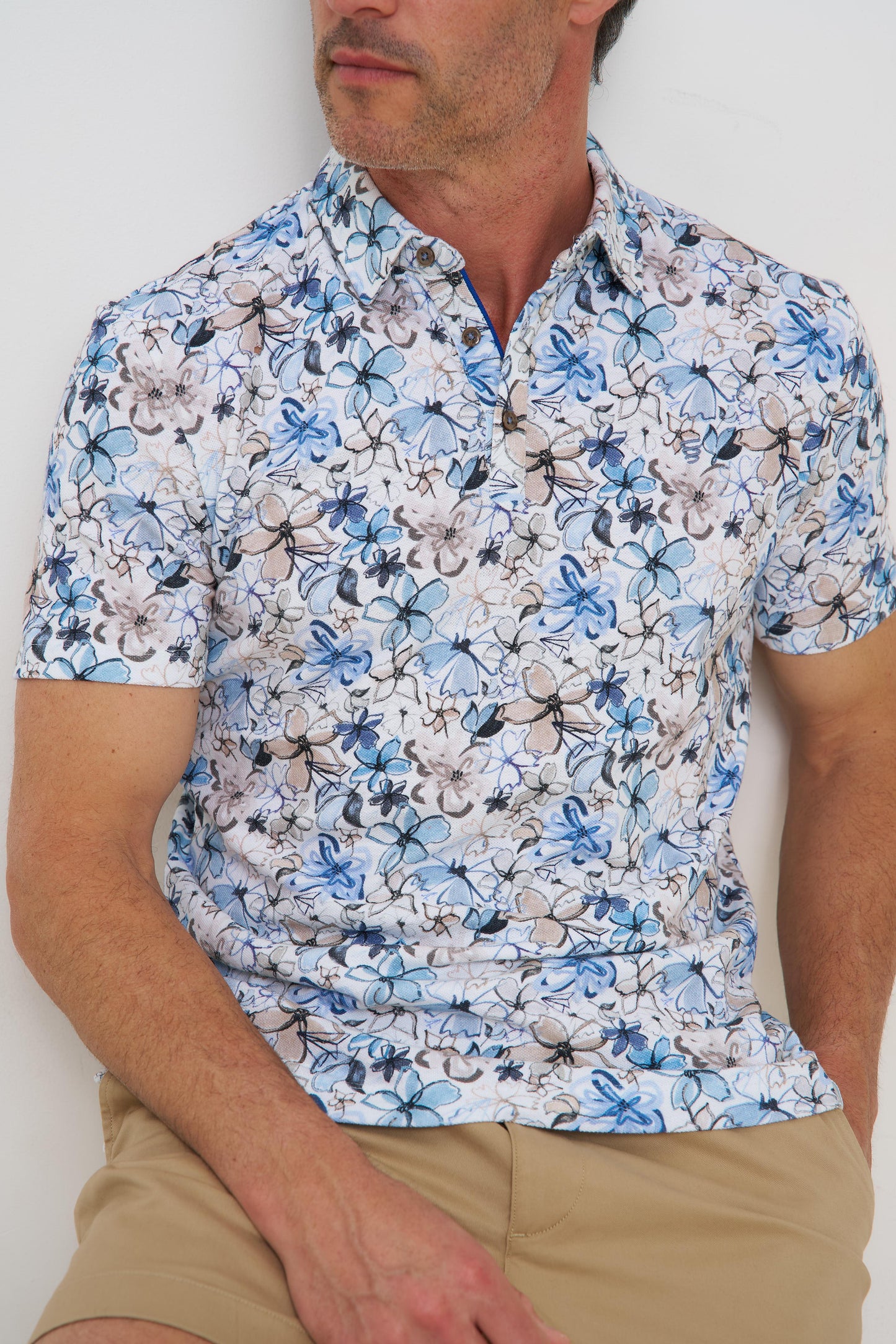 R2 Amsterdam White Floral Print Polo Shirt | Organic Cotton/Linen Pique Cotton Modern Fit