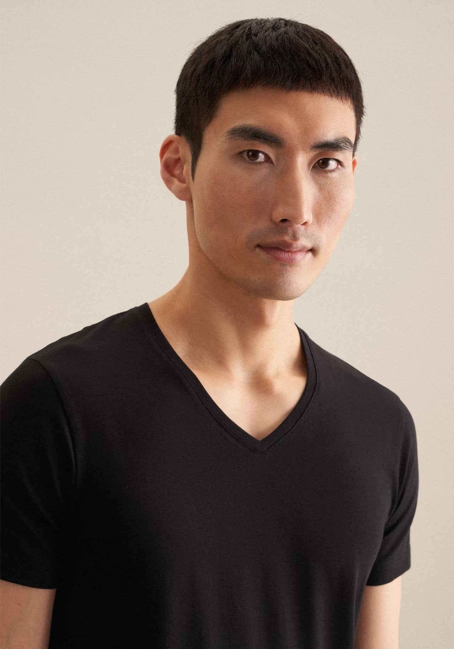 Seidensticker S/S V/Neck Cotton T-Shirt Black